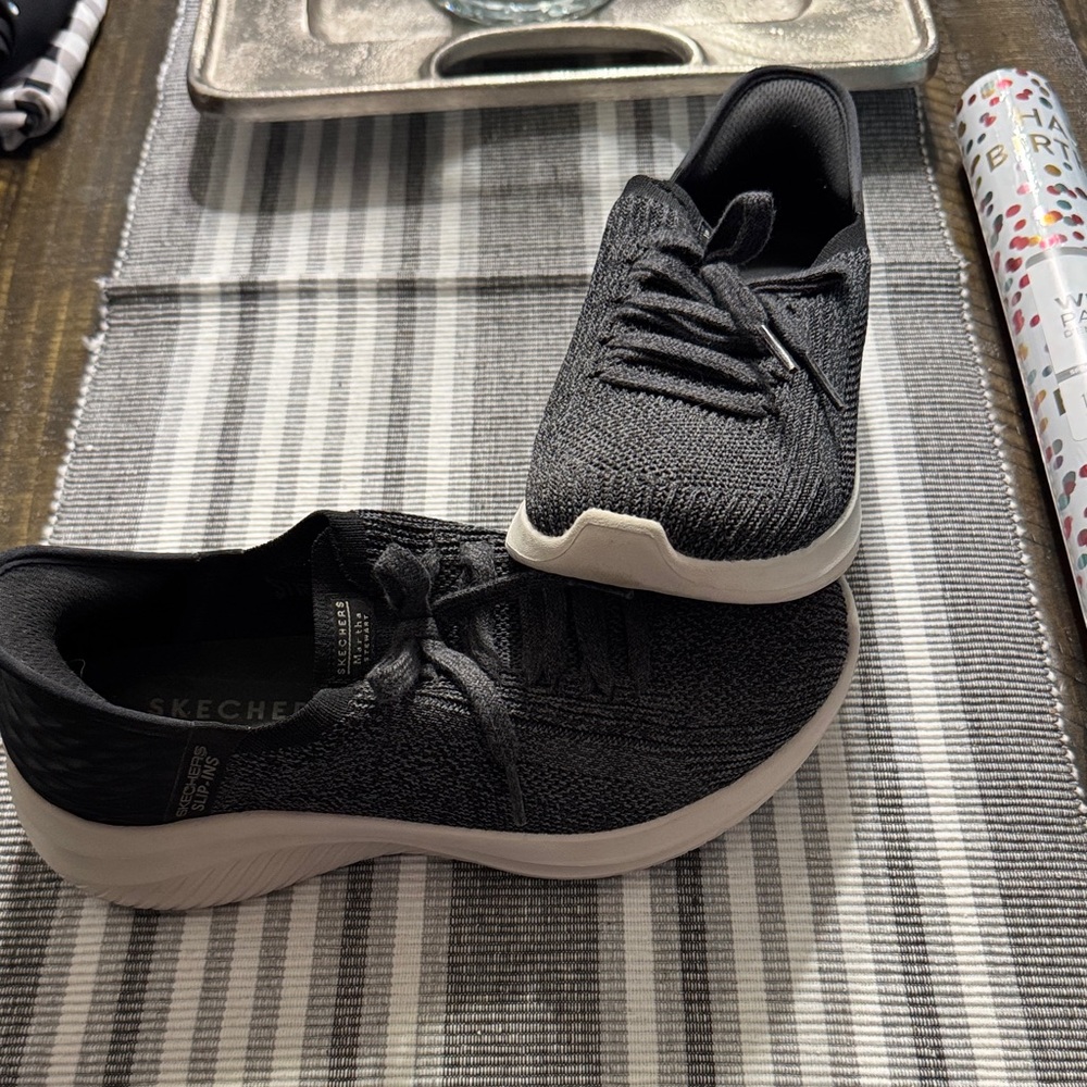 Skechers Dark Gray Knit Sneakers